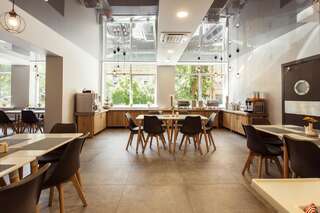 Хостелы Old Town Trio Hostel Rooms Вильнюс Двухместный номер с 2 отдельными кроватями и общей ванной комнатой-12